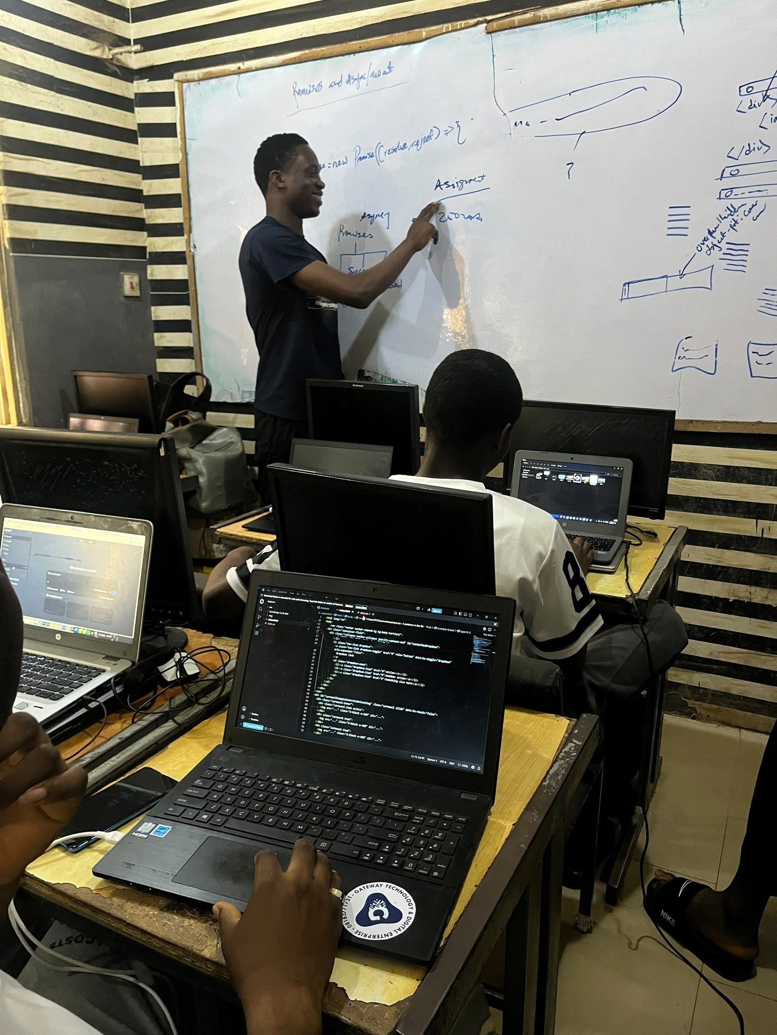 Gateway Computers team and trainees